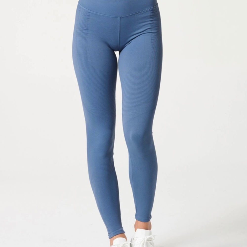 NWOT NUX High-Waisted Compression Work Out Leggings